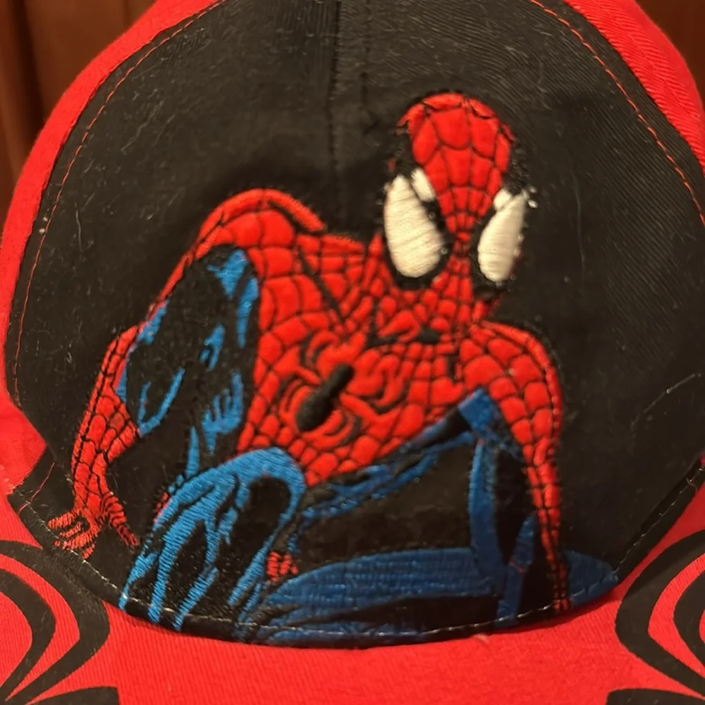 Marvel Spider Man embroidered red adjustable ball Cap nwot